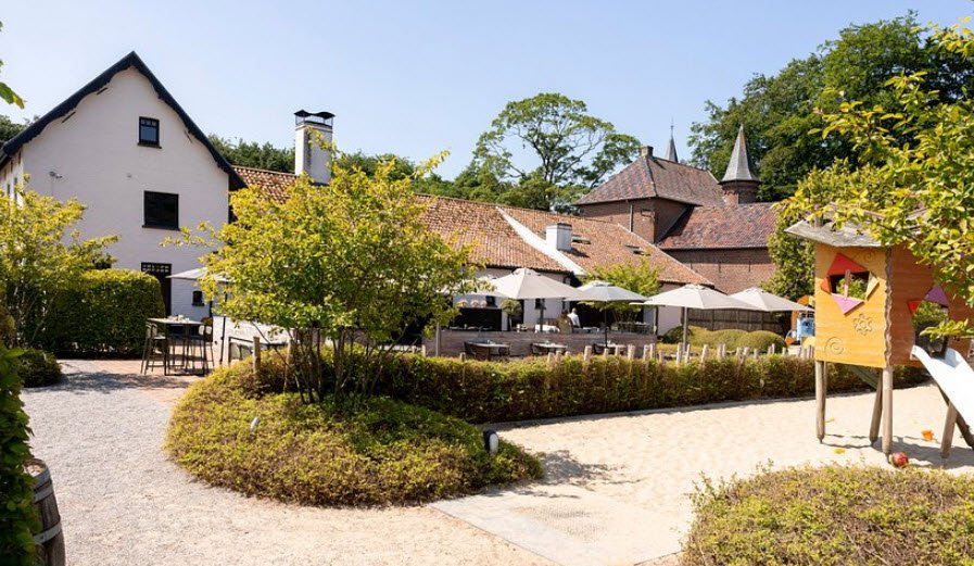 Cafe Heuvelhof, Belgium